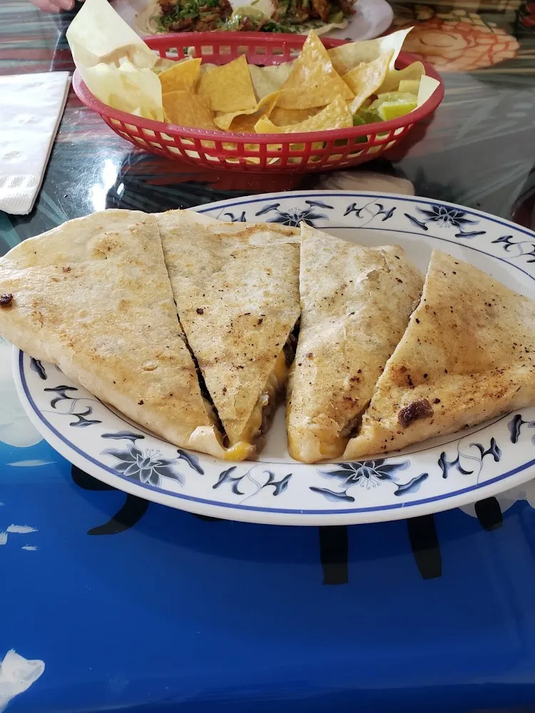 Quesadilla De Carne Asada